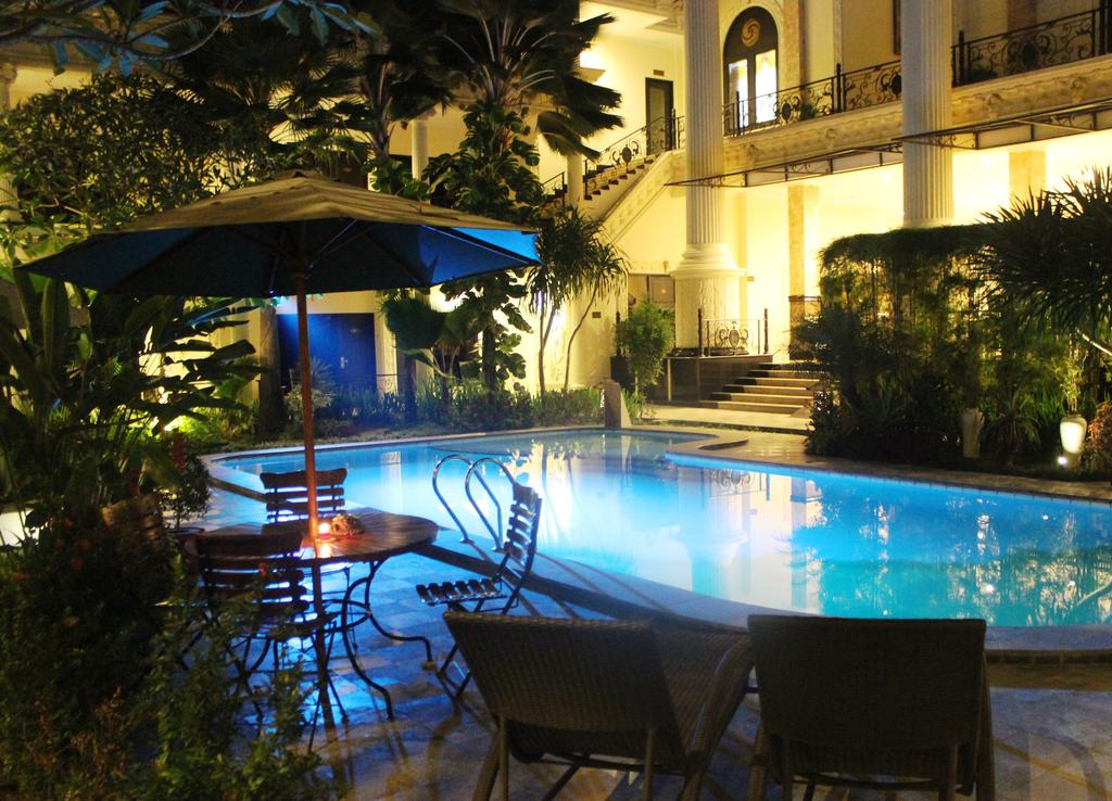 The GRAND PALACE Hotel - YOGYAKARTA