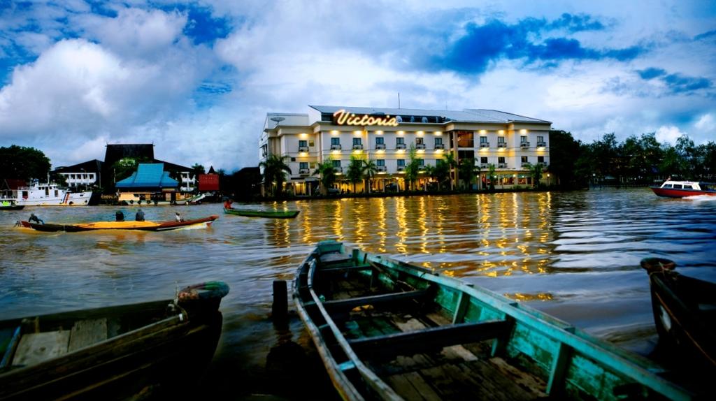 Hotel Victoria River View