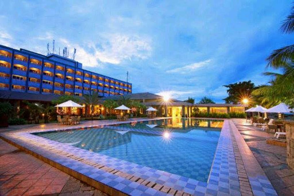 Hotel Pangeran Beach