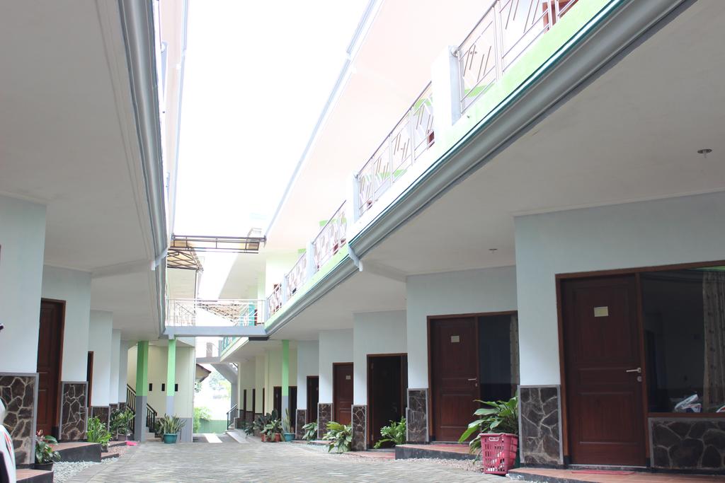 Hotel Prima Asri 153