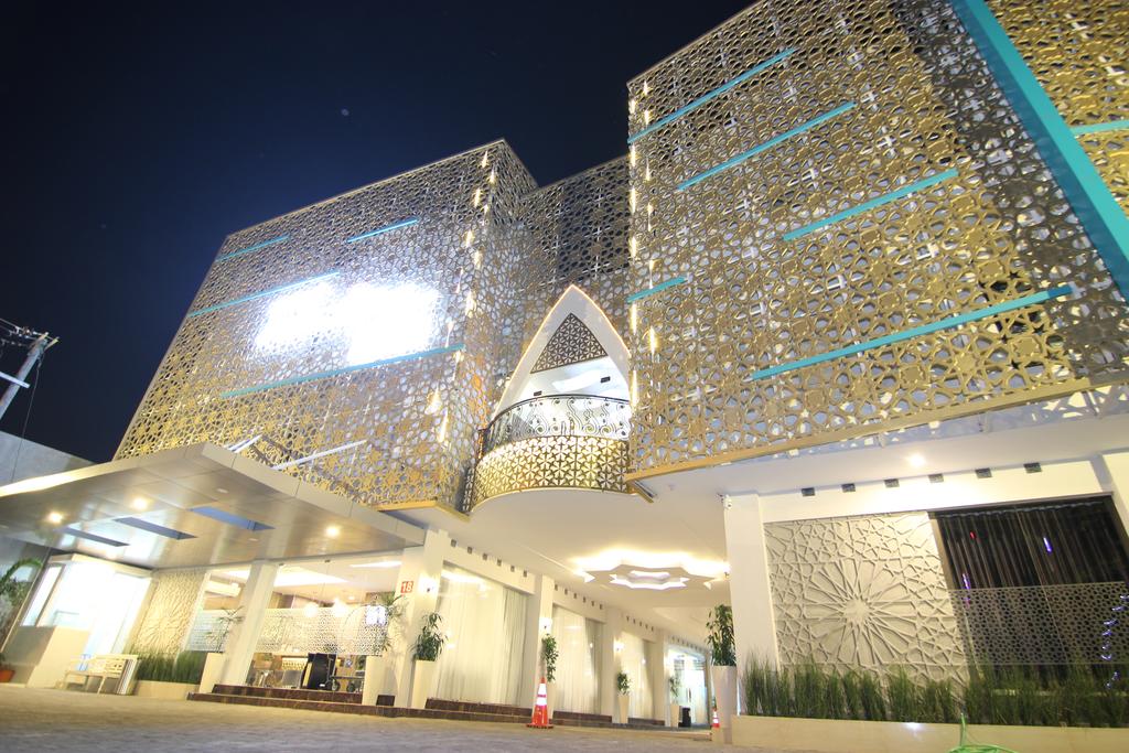 Grand Amira Hotel