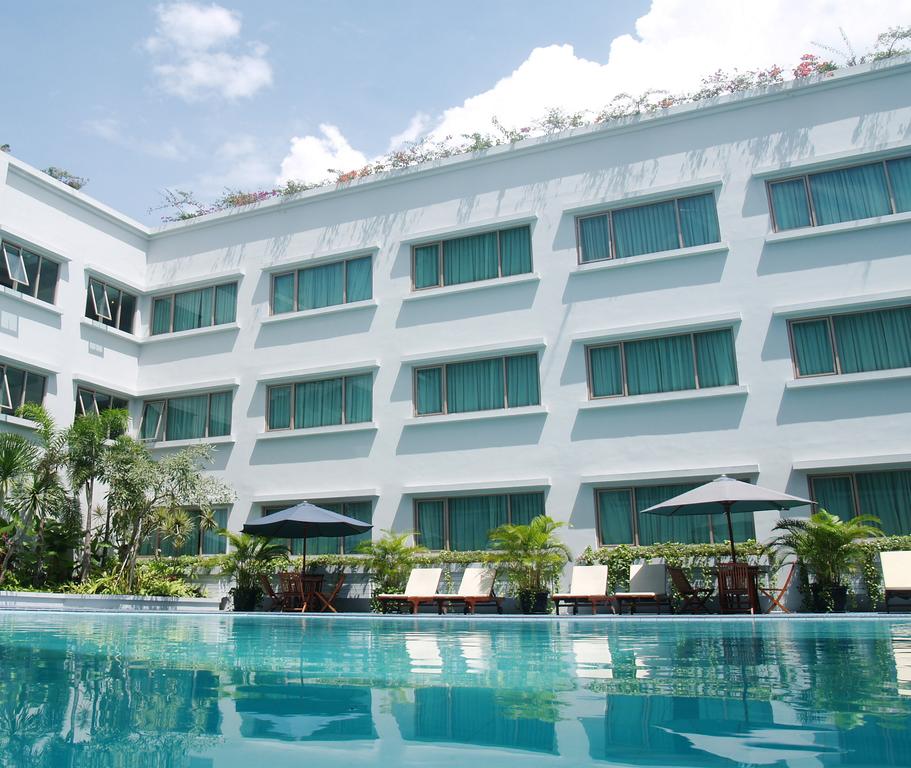 Aston Tropicana Hotel Bandung