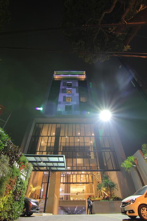 Travello Hotel Bandung