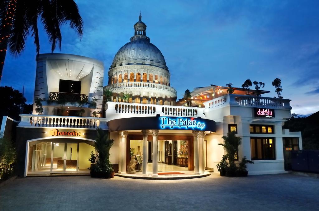 The Palais Hotel Dago