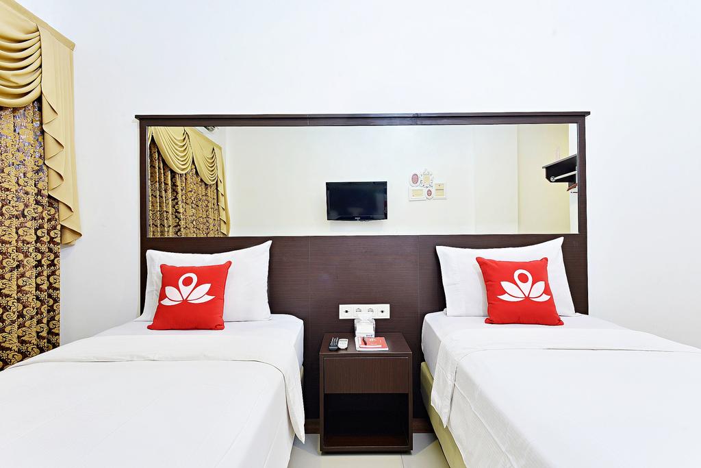 ZEN Rooms Sukaresmi Karang Setra