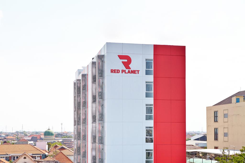 Red Planet Surabaya