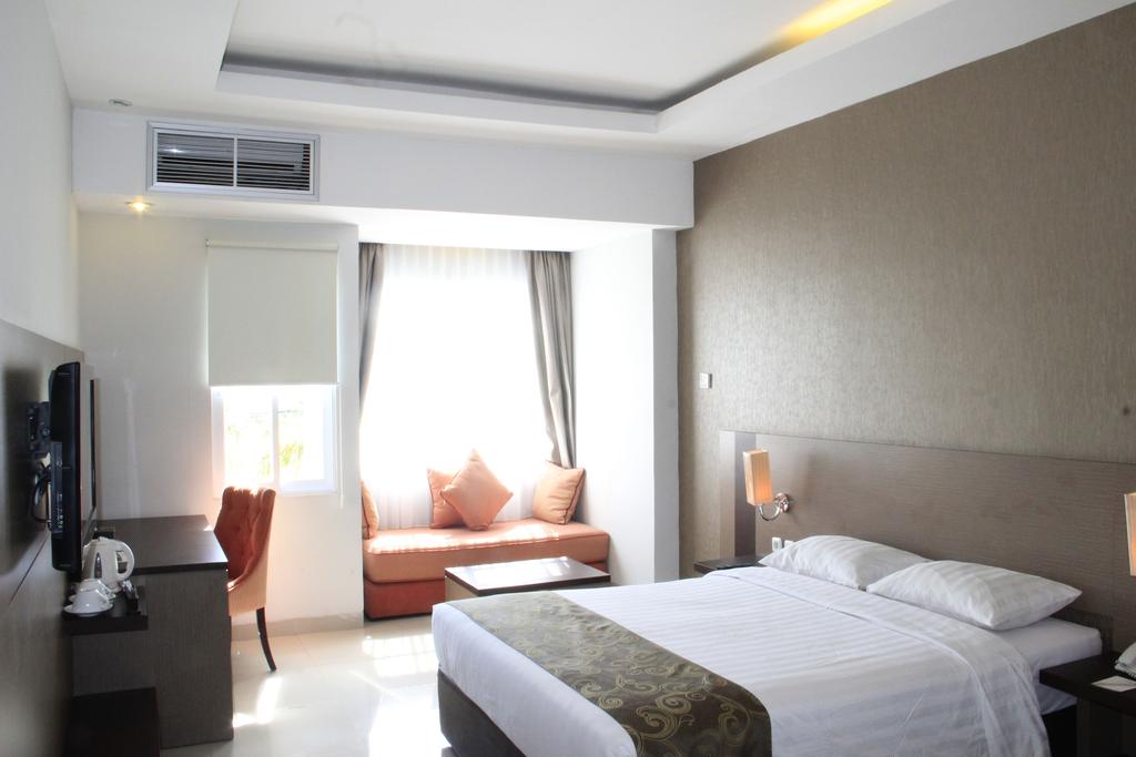 Lorin New Kuta Hotel