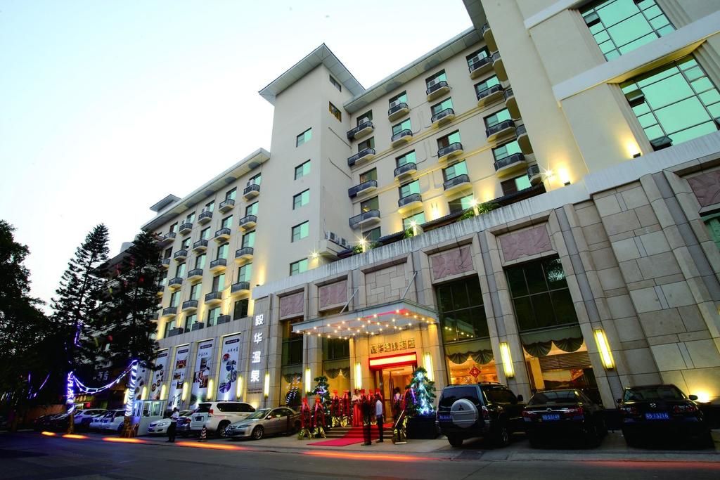 Yihua Hot Spring Hotel