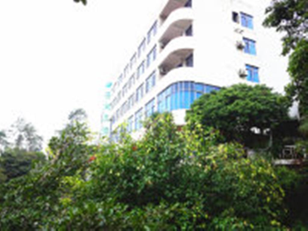 Cong Hua Jing Quan Hotel