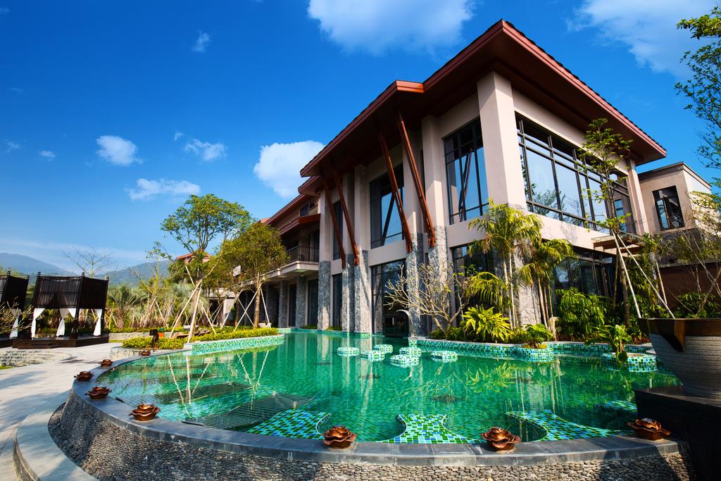 Dusit Devarana Hot Springs and Spa