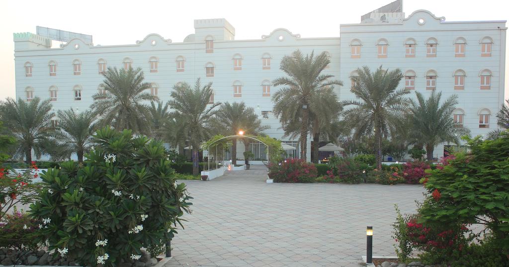 Royal Gardens Hotel