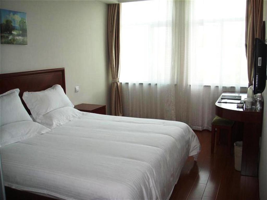 GreenTree Inn Shanghai Sijing Songjiang Steel City Express Hotel