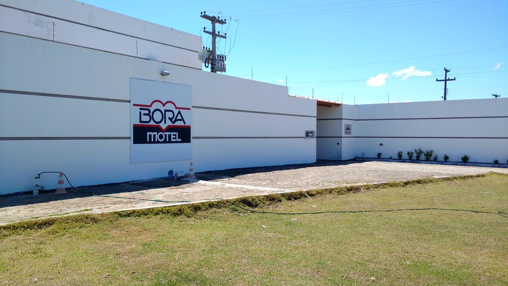 Bora Motel