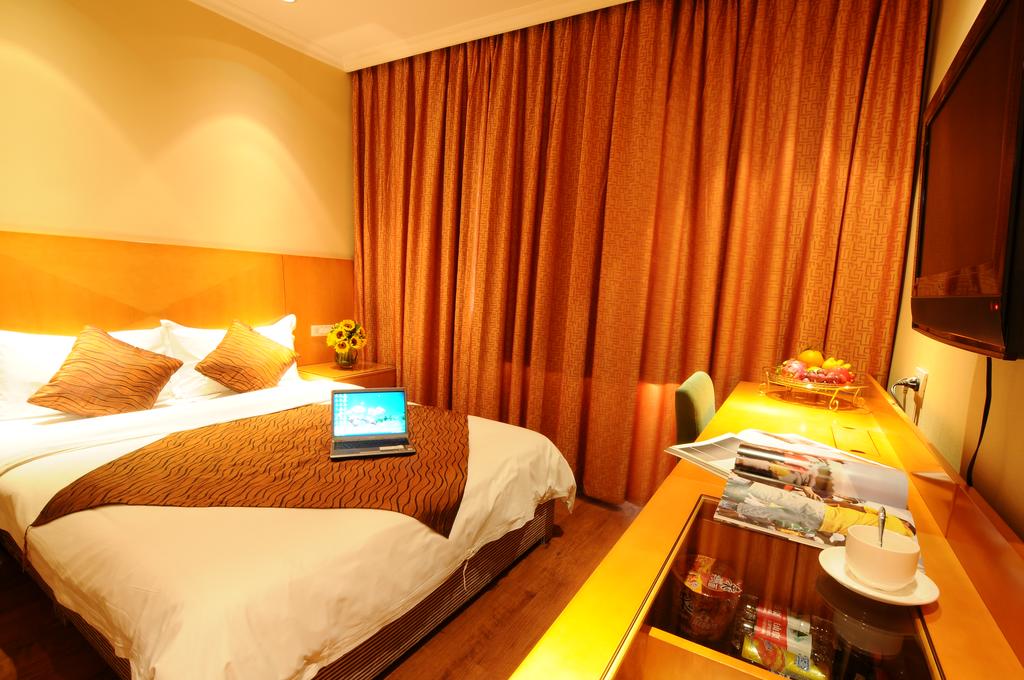 Taiji Business Hotel