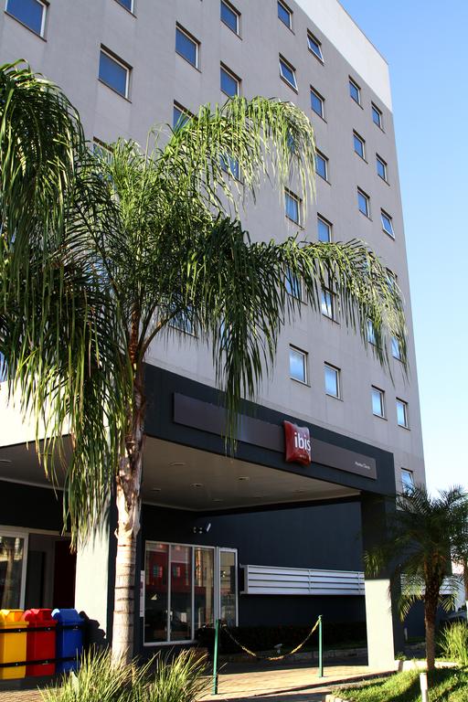 ibis Montes Claros Shopping