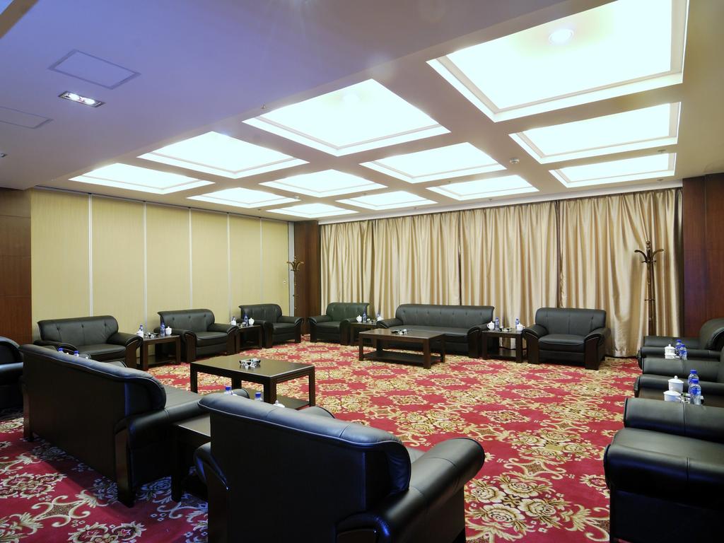 Wuhan Binjiangge Hotel