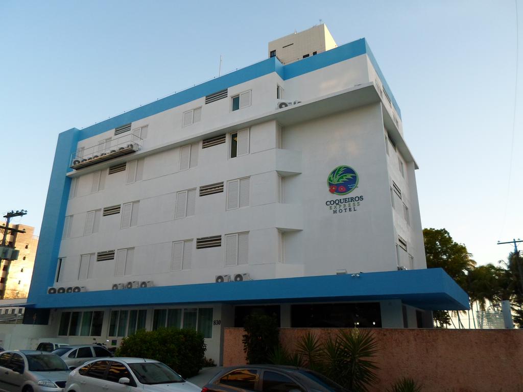 Coqueiros Express Hotel