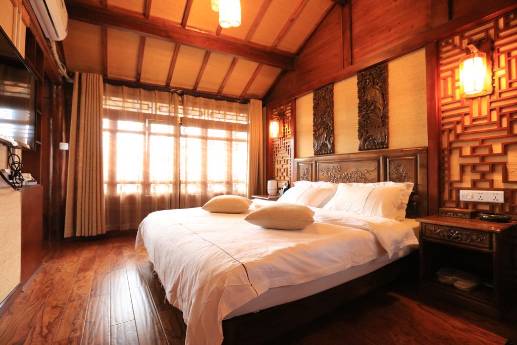 Lijiang Yunqidu Holiday Hostel Zhaohuaxishi Branch