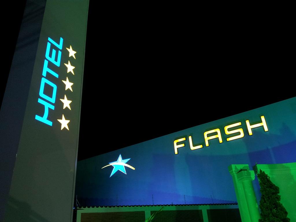 Flash Motel