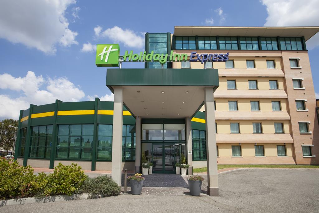 Holiday Inn Exp Bologna Fiera