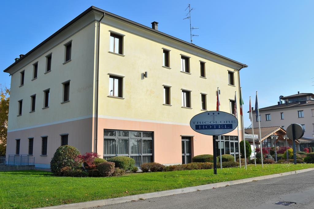 Tricolore Hotel