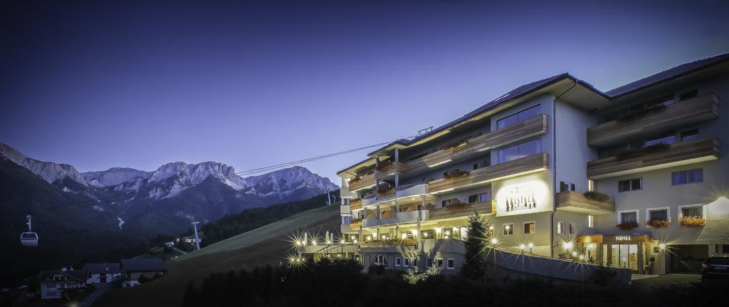 Kronplatz-Resort Hotel Kristall