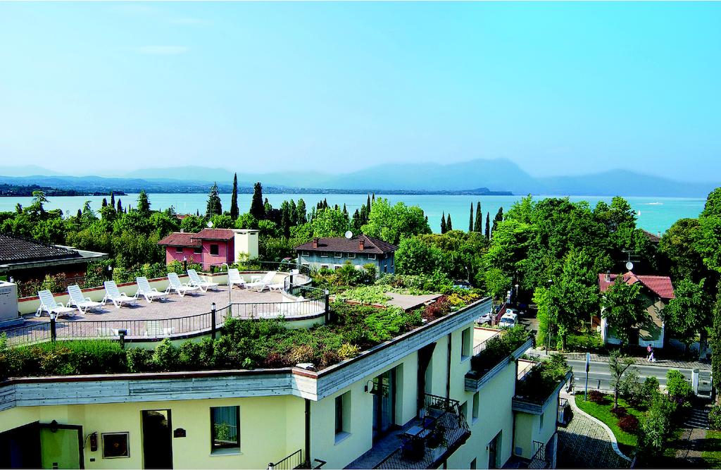 Admiral Hotel Villa Erme