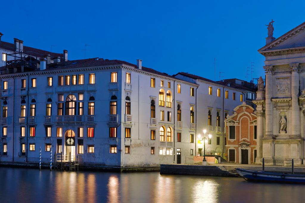 Hotel Palazzo Giovanelli and Gran Canal