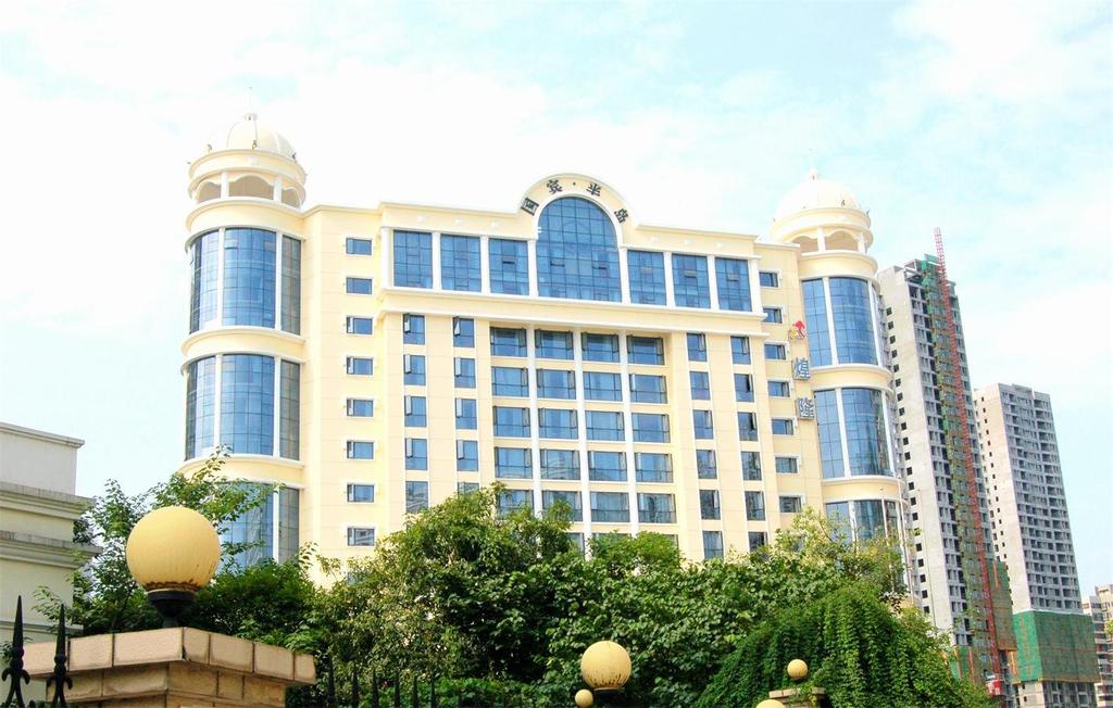 Guobin · Peninsula Hotel - Yichang