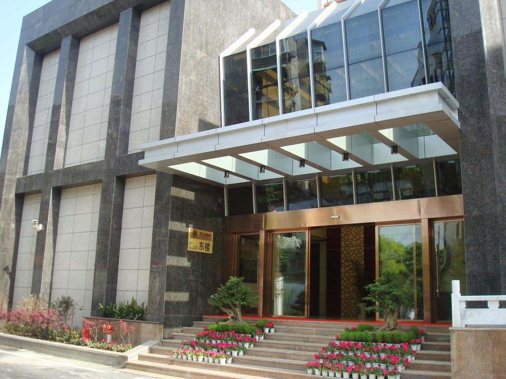 Jingzhou Kaile Hotel