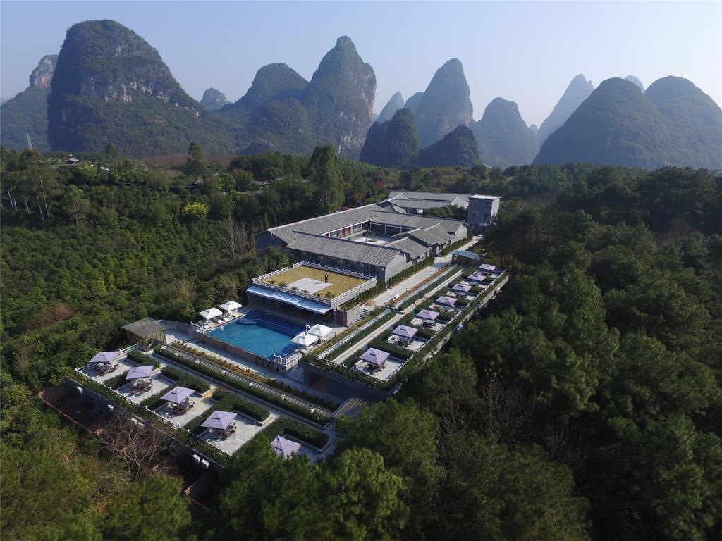 Yangshuo Mountain Top Retreat