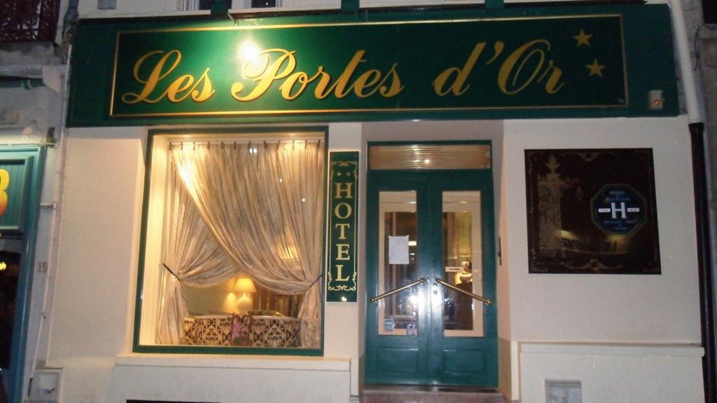 Les Portes dOr