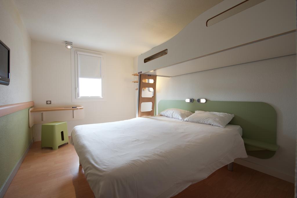 ibis budget Pau Lescar