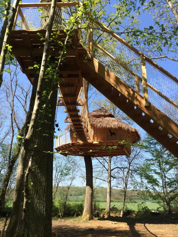 Les Cabanes au Bois dOrient