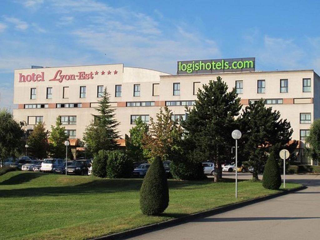 Hotel Logis Lyon Est