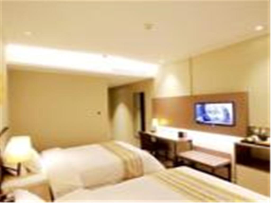 Home Inn Jinan East Shanshi Road