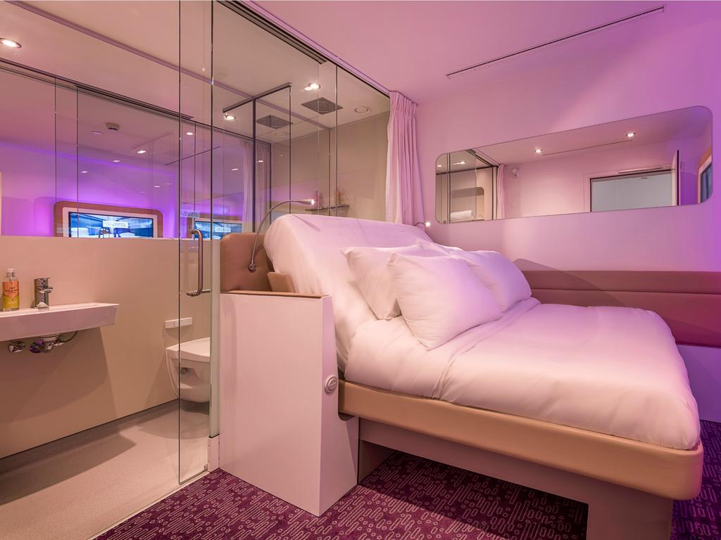 YOTELAir Paris CDG - Transit Hotel