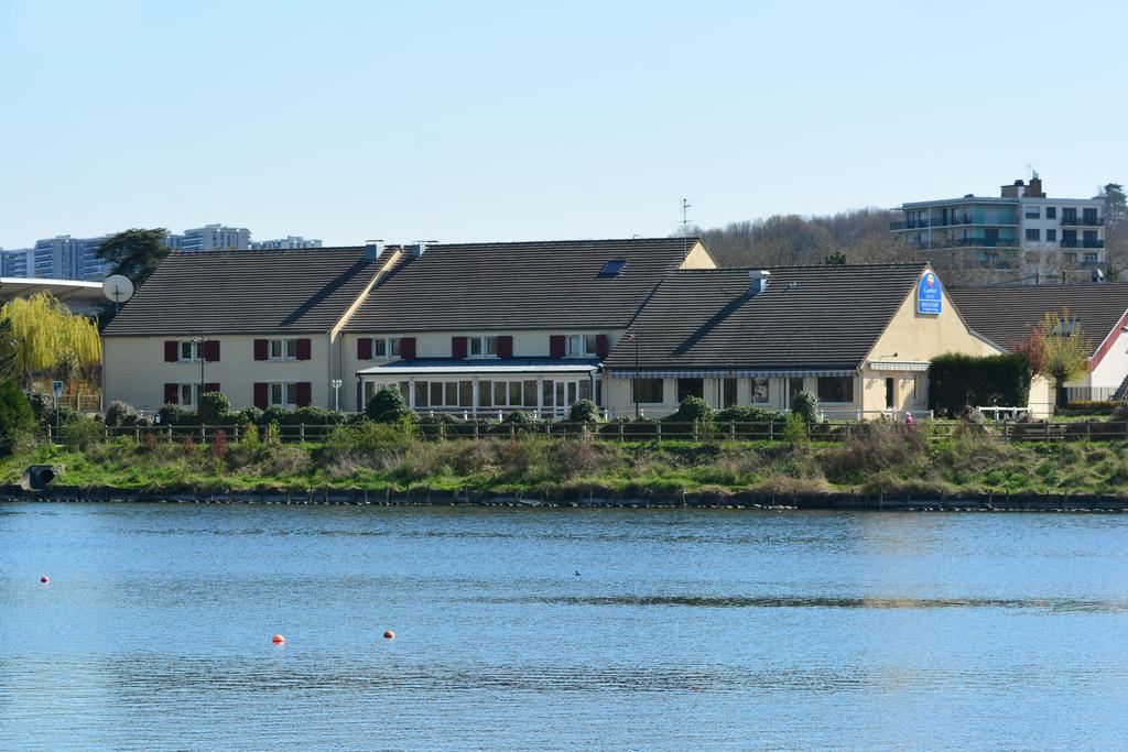 Logis Hotel Des Lacs