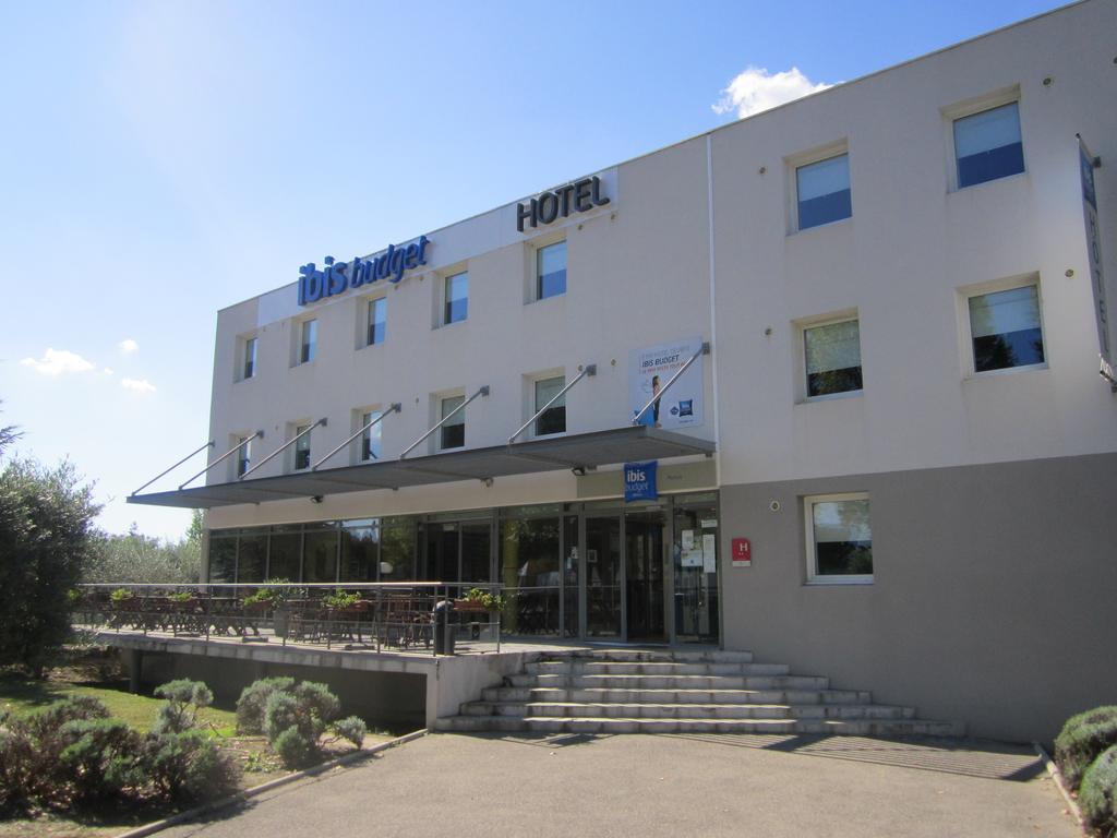 ibis budget Pertuis