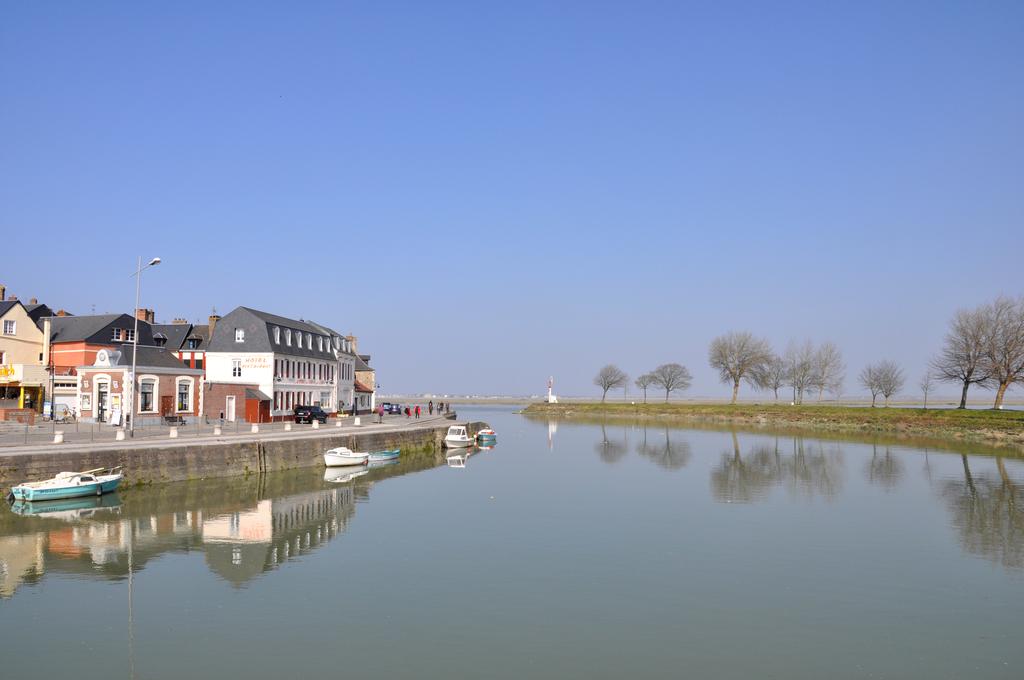 Le Port et Les Bains Logis