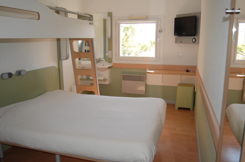 ibis budget Frejus Capitou A8