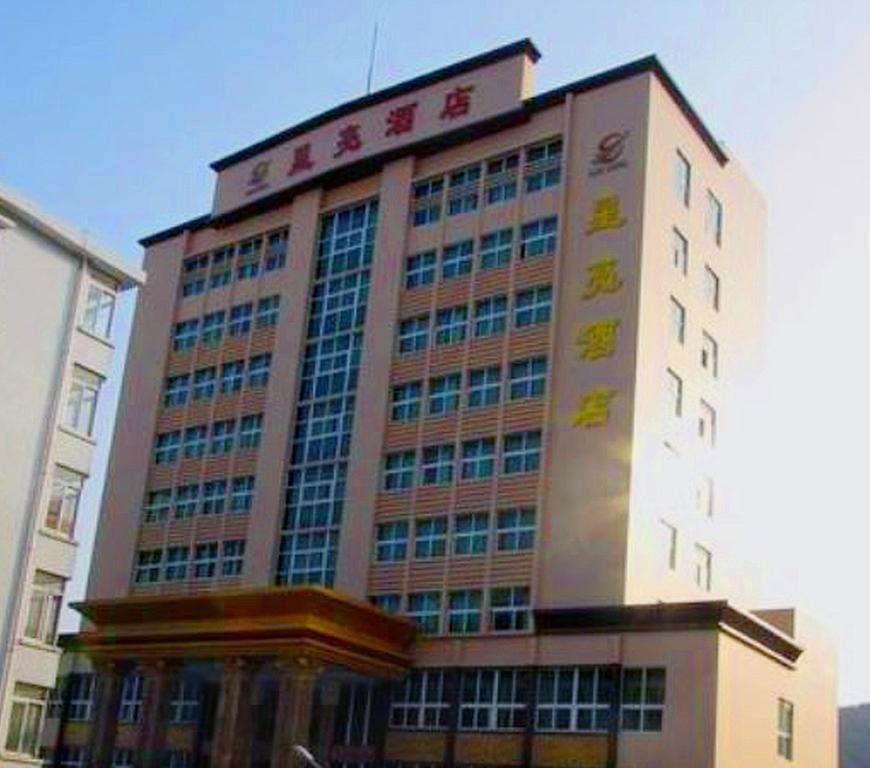 Star Hotel