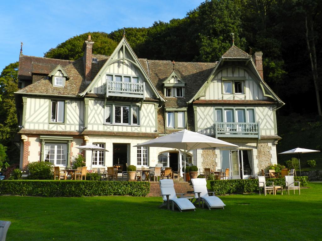 Le Manoir des Impressionnistes Hotel  Restaurant and Spa