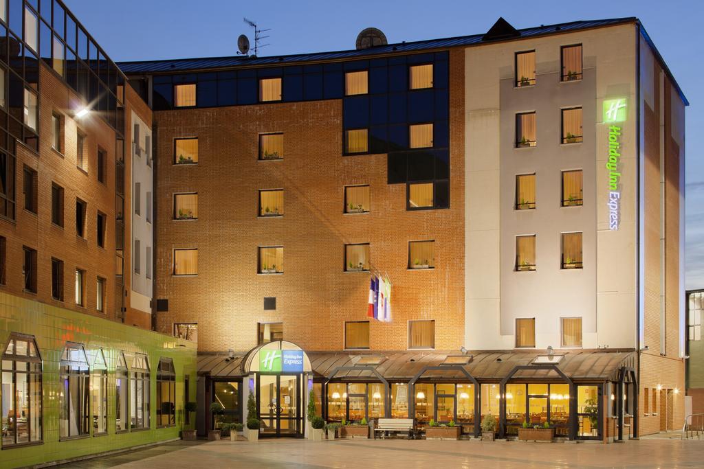 Holiday Inn Exp Arras