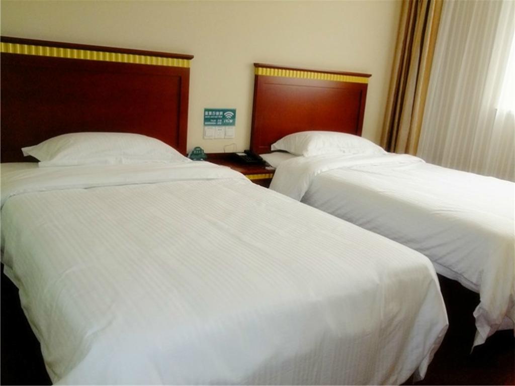 GreenTree Inn Guangdong Shenzhen East Railway Station Express Hotel