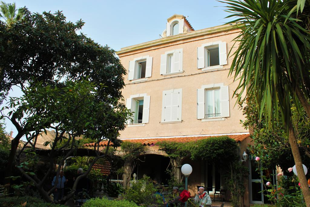 Hôtel Les Palmiers