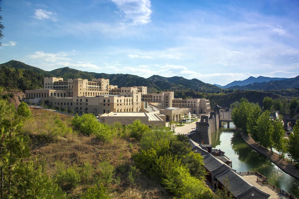 Beijing Gubei Water Town Hotel