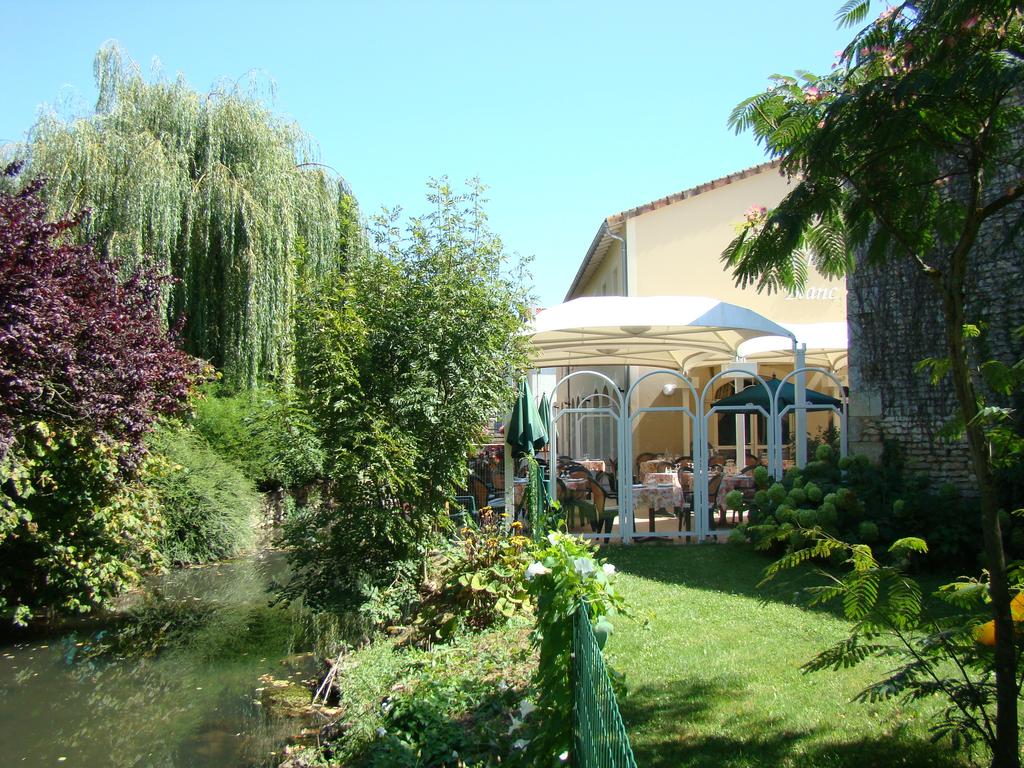 Auberge du Cheval Blanc et le Clovis Logis