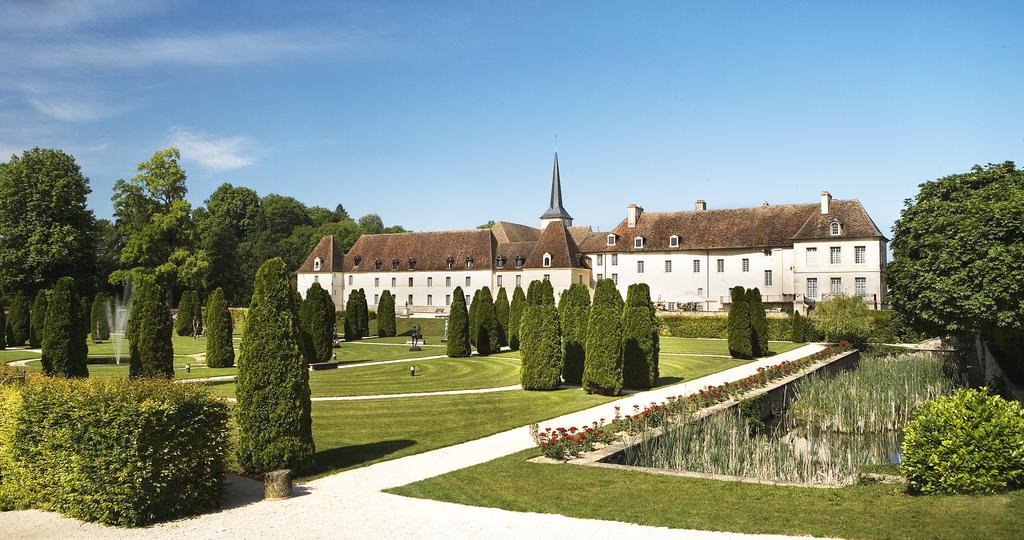 Chateau De Gilly