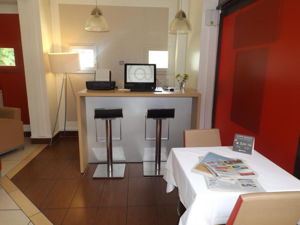 Ibis Abbeville